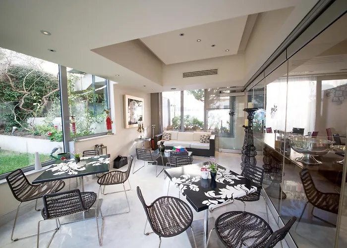 Comfy Boutique Hotel